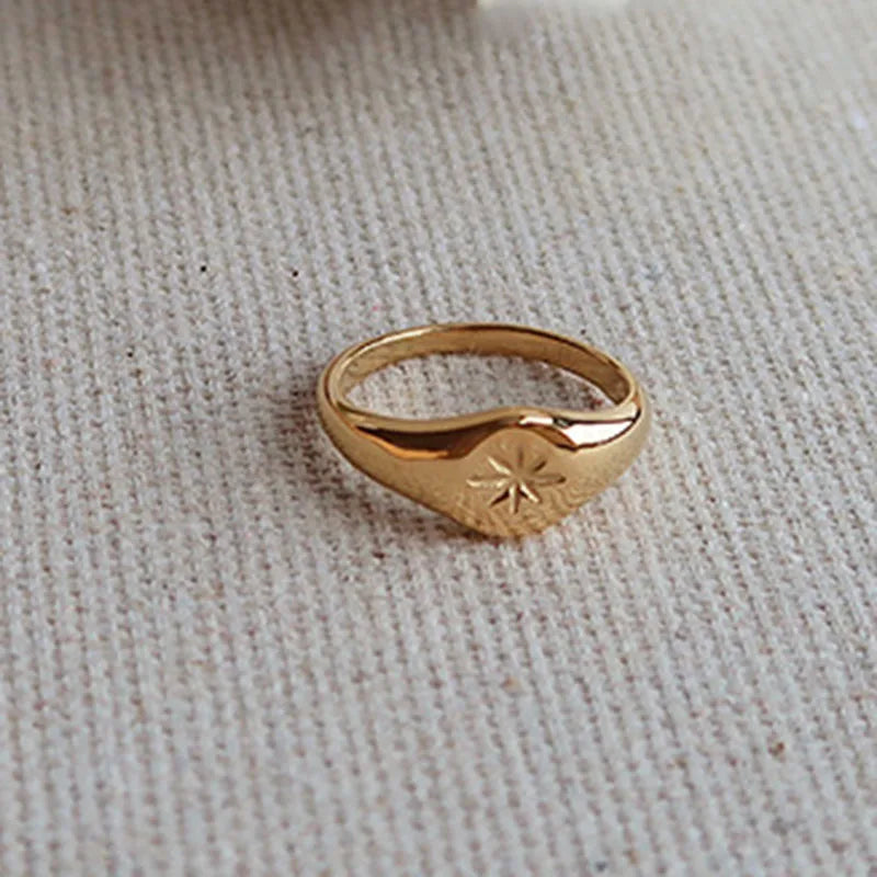 Star signet ring for women stainless steel pinky rings minimalist elegant jewelry simple waterproof jewelry 2023 new