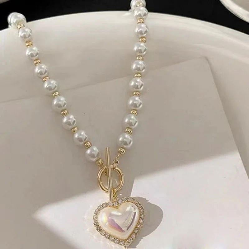 Korean Elegant Big White Imitation Pearl Bead Necklace for Women Heart Shaped Necklace Sweet Wedding Party Jewelry Girls Gifts
