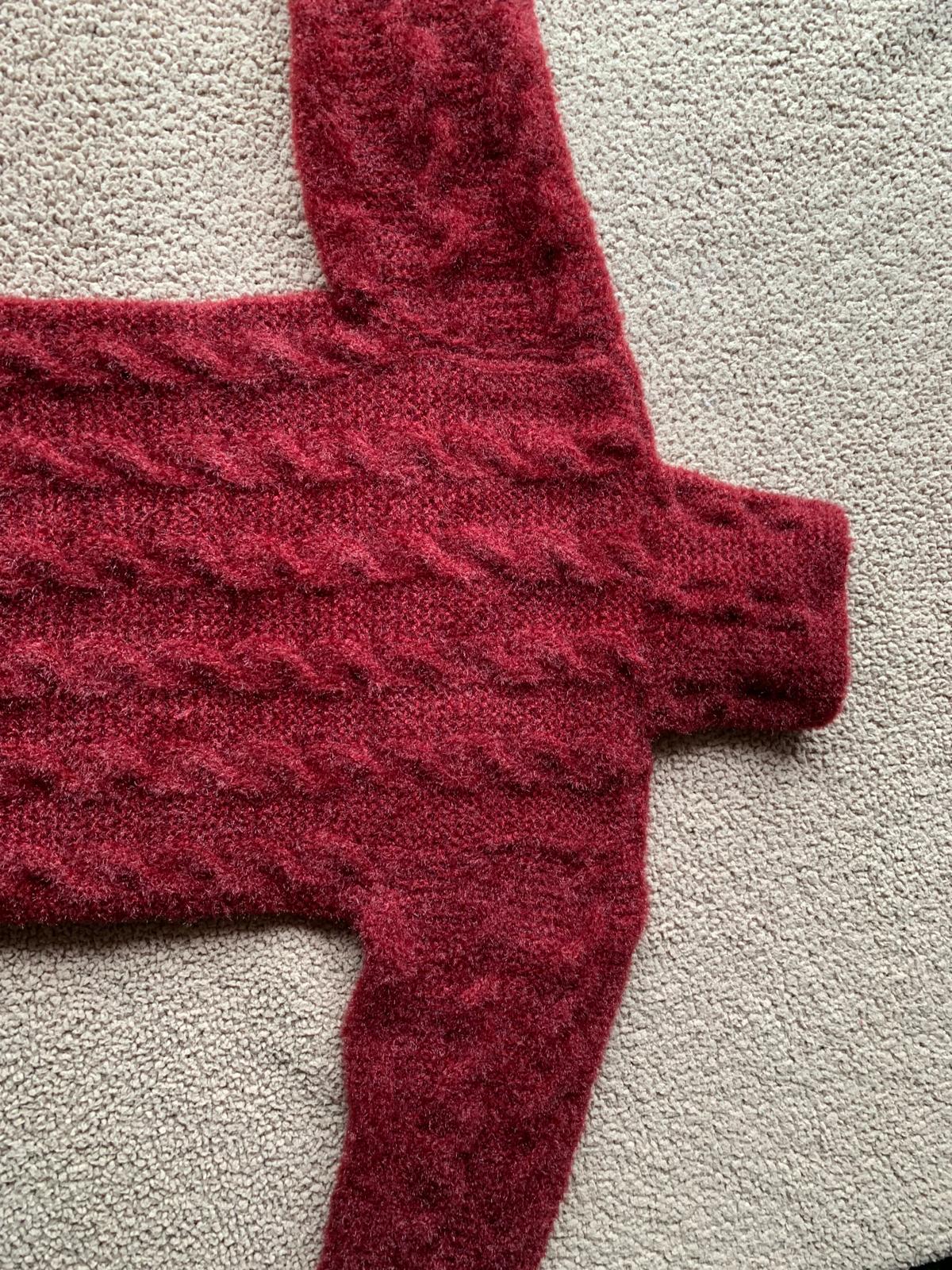 Sweater with Indian style cap